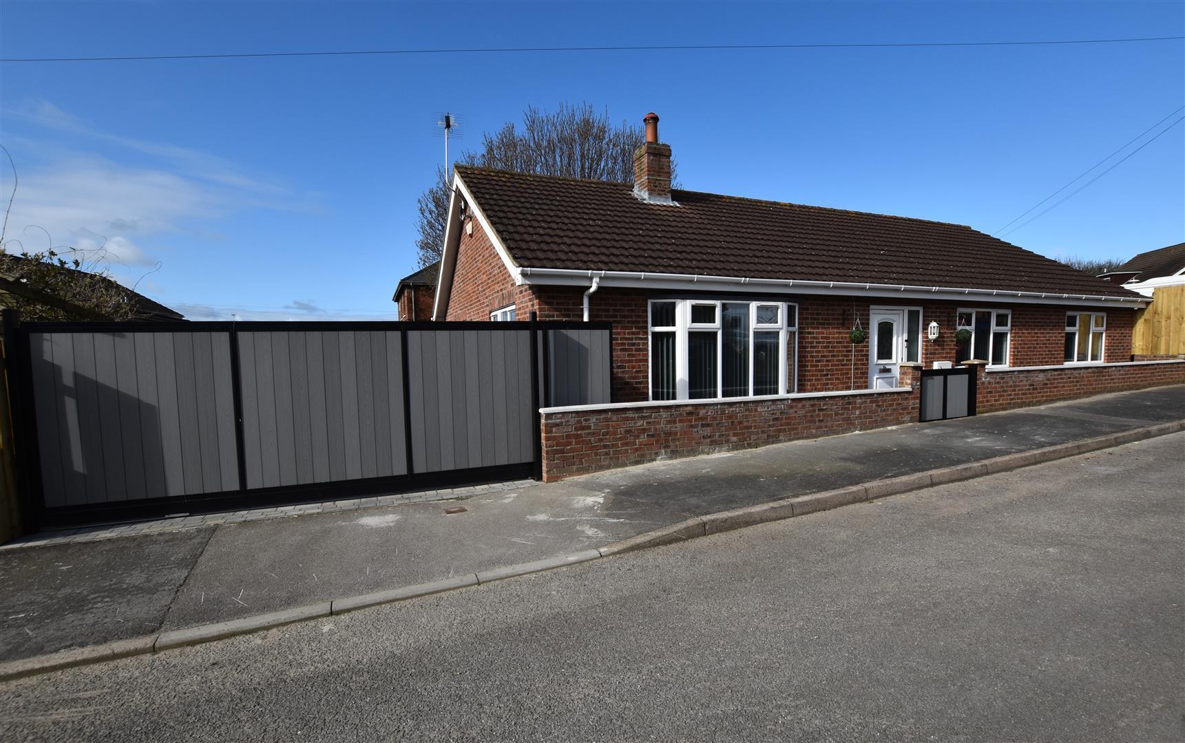 4a Carlton Drive, Aldbrough, Hull, 4a, HU11 4SF